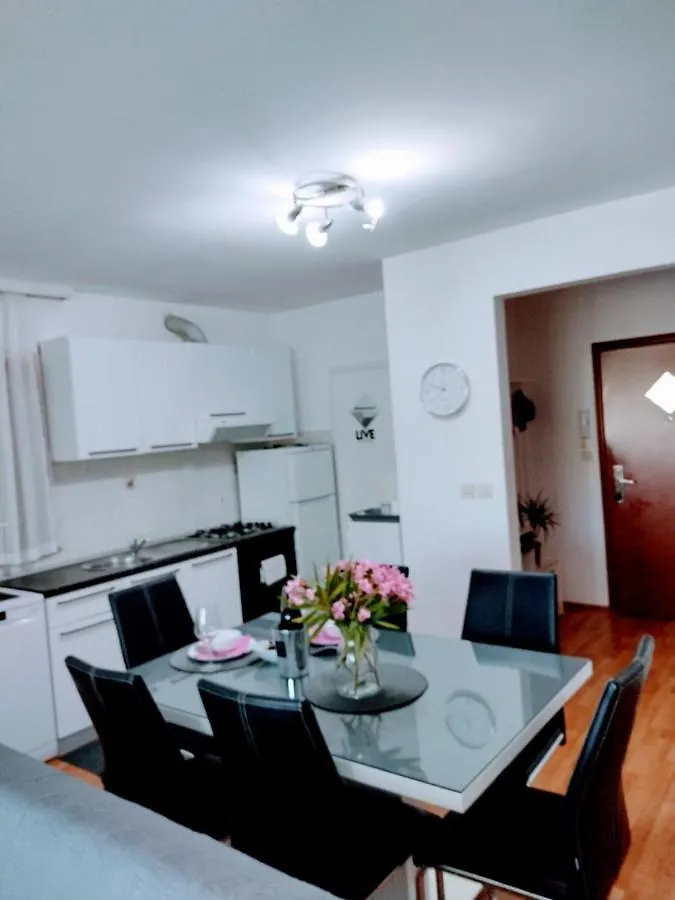Krk Kovacevic Apartment Silo
