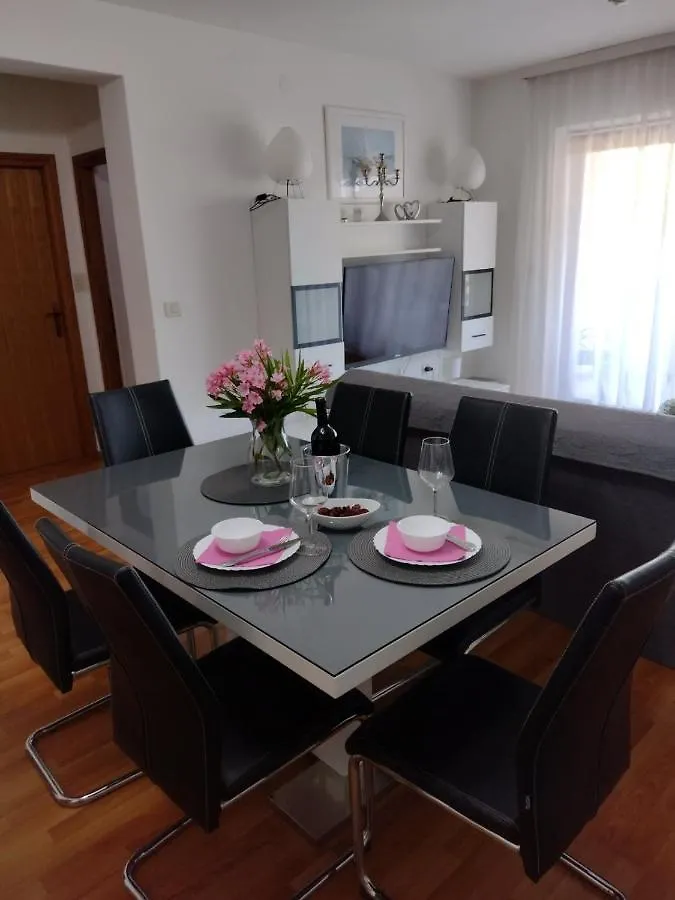 Krk Kovacevic Apartment Silo